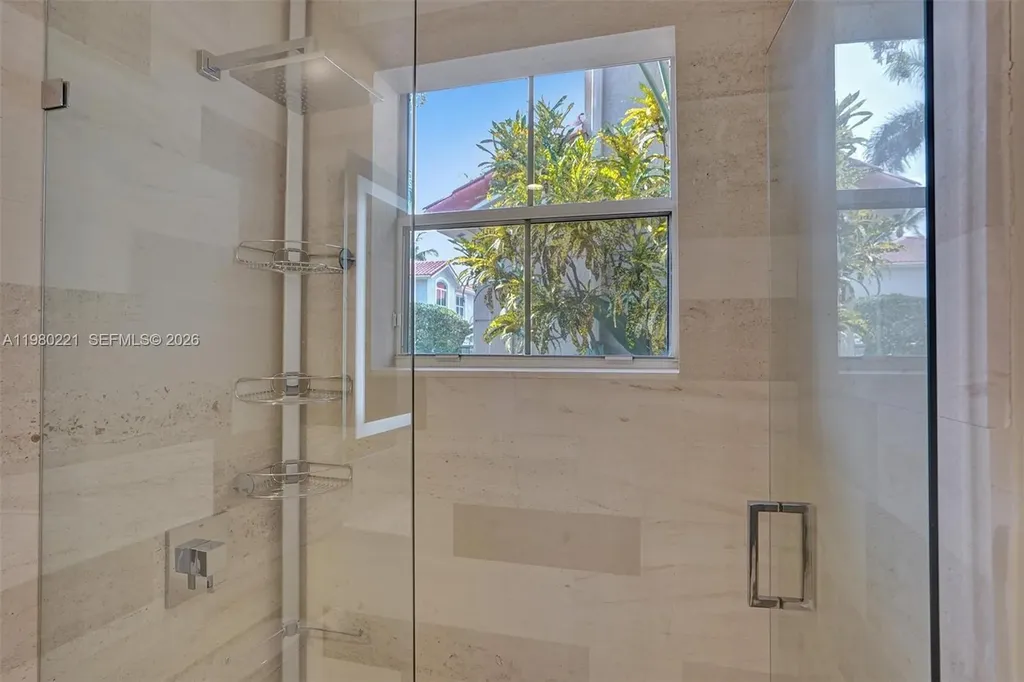 1529 Shoreline Way Hollywood FL 33019