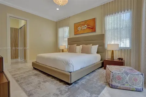 1529 Shoreline Way Hollywood FL 33019