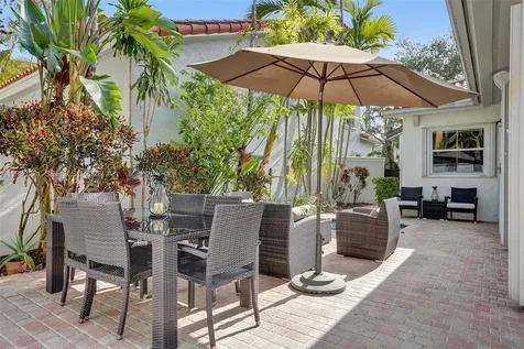 1529 Shoreline Way Hollywood FL 33019