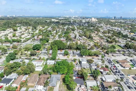 Miami FL 33150