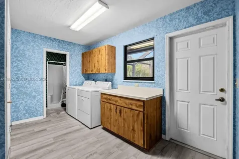 410 45th Avenue Vero Beach FL 32968