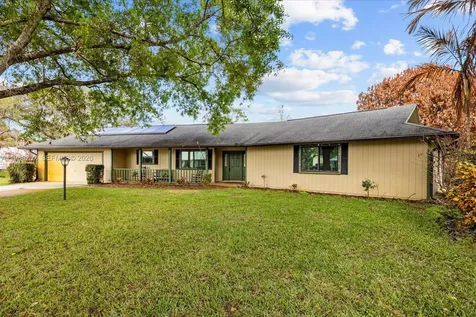 410 45th Avenue Vero Beach FL 32968