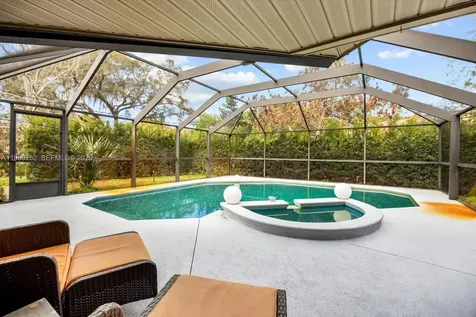 410 45th Avenue Vero Beach FL 32968