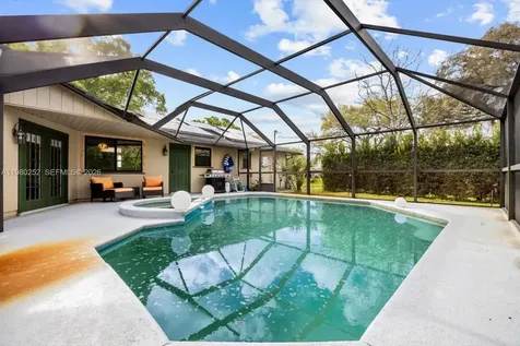 410 45th Avenue Vero Beach FL 32968