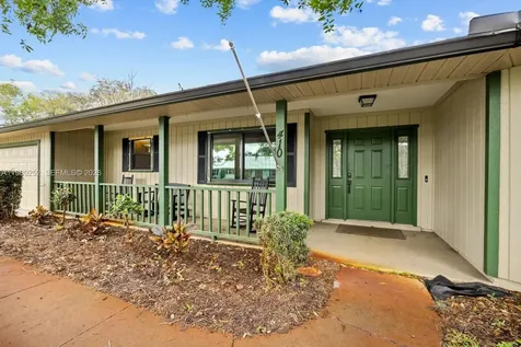410 45th Avenue Vero Beach FL 32968