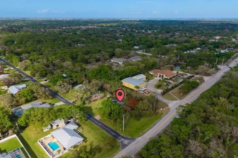 410 45th Avenue Vero Beach FL 32968