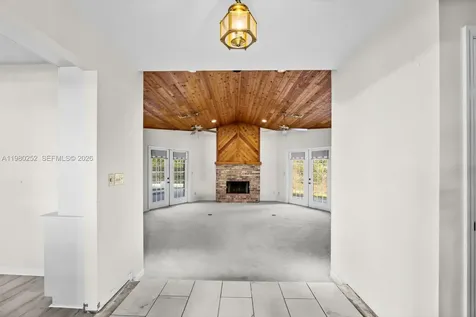 410 45th Avenue Vero Beach FL 32968