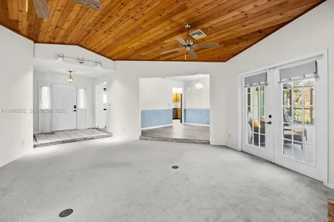410 45th Avenue Vero Beach FL 32968