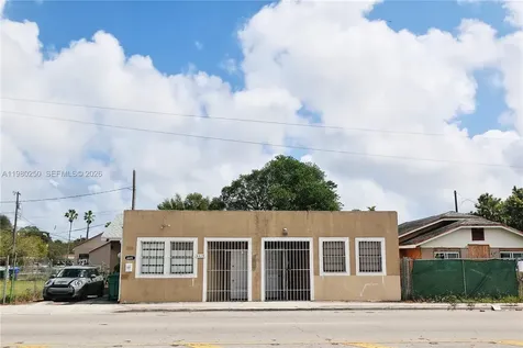 4419 NW 17th Avenue Miami FL 33142