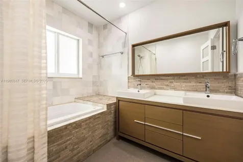 6609 SW 62nd Terrace South Miami FL 33143