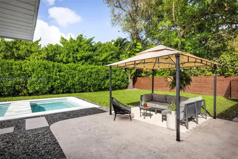 6609 SW 62nd Terrace South Miami FL 33143
