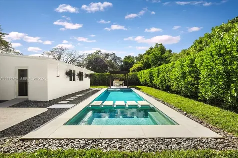6609 SW 62nd Terrace South Miami FL 33143