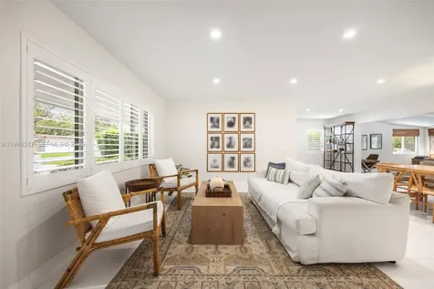 6609 SW 62nd Terrace South Miami FL 33143