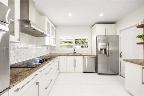 6609 SW 62nd Terrace South Miami FL 33143