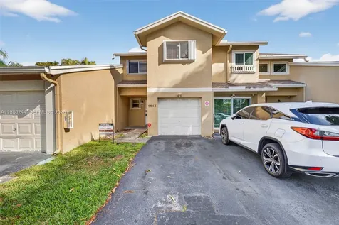 5843 Woodlands Boulevard Tamarac FL 33319