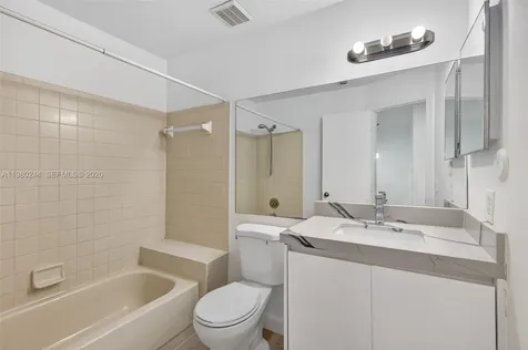 5843 Woodlands Boulevard Tamarac FL 33319
