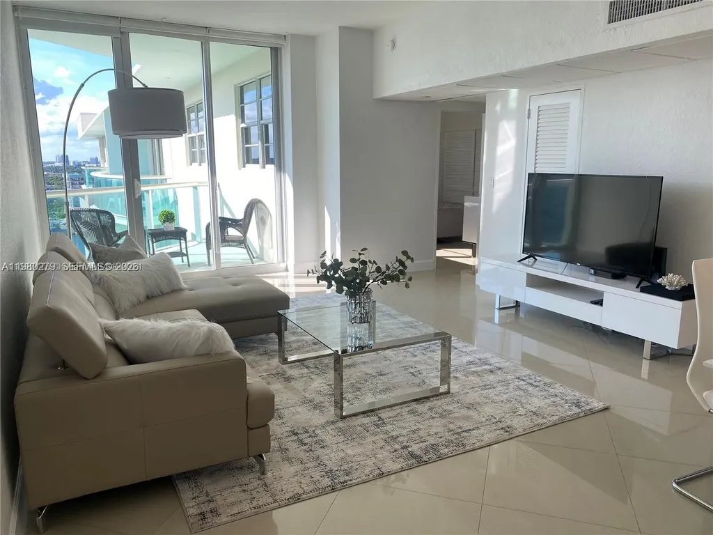 3801 S Ocean Drive (Avail April 1, 2026) Hollywood FL 33019