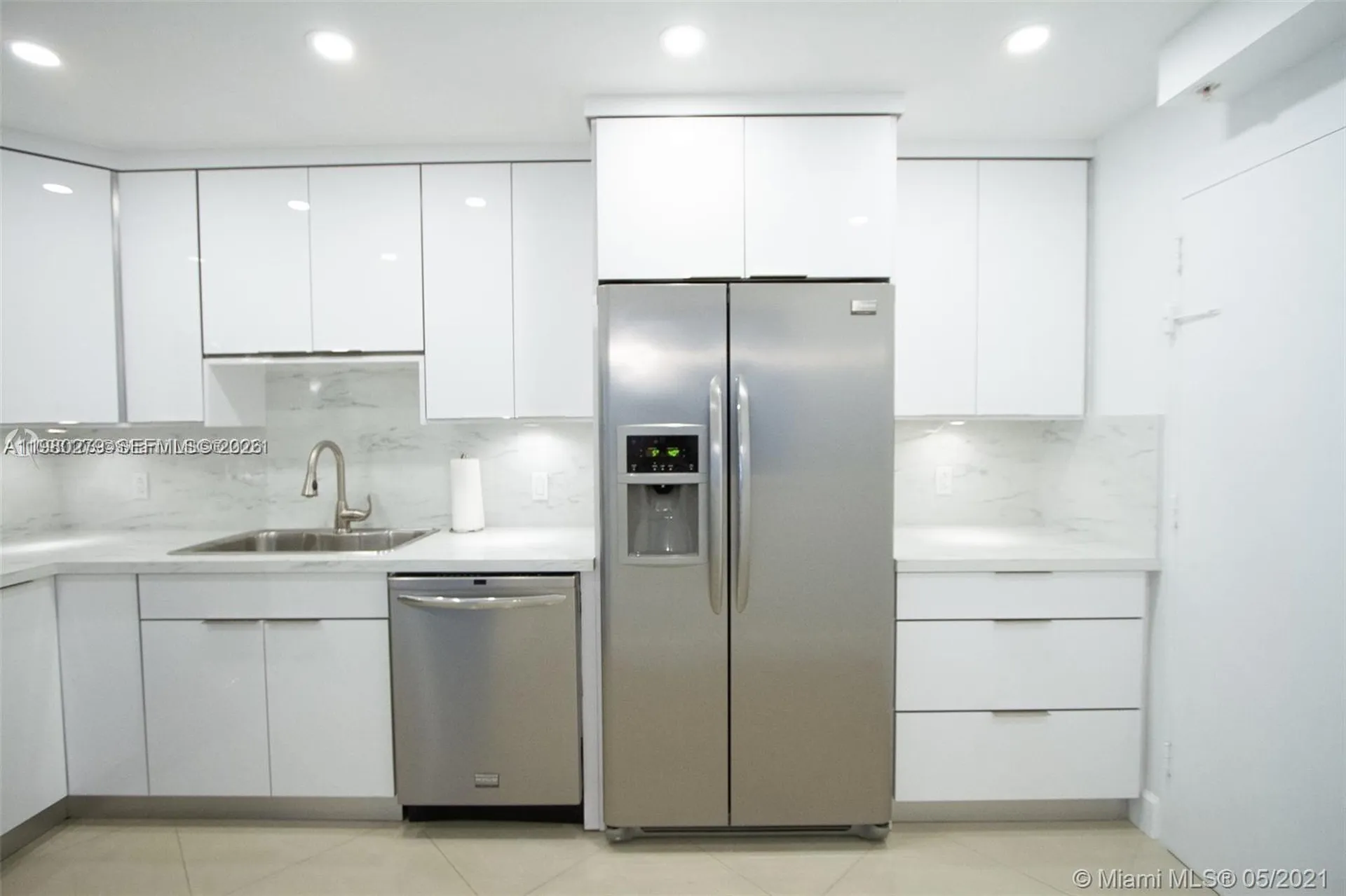 3801 S Ocean Drive (Avail April 1, 2026) Hollywood FL 33019