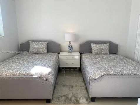 3801 S Ocean Drive (Avail April 1, 2026) Hollywood FL 33019