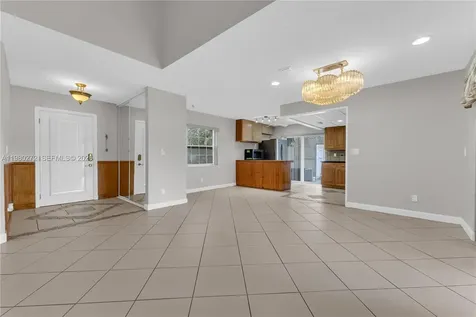 12145 Begonia Way Cooper City FL 33026