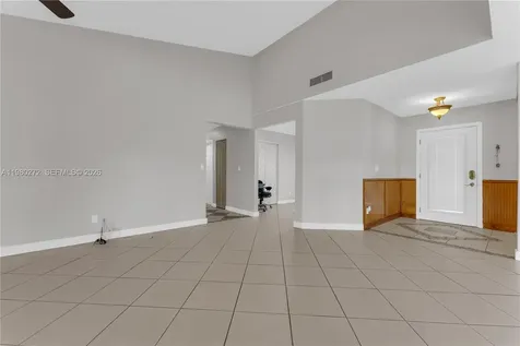 12145 Begonia Way Cooper City FL 33026
