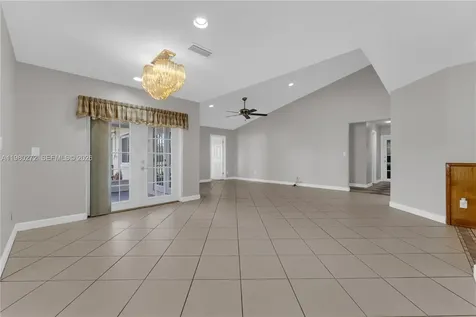 12145 Begonia Way Cooper City FL 33026