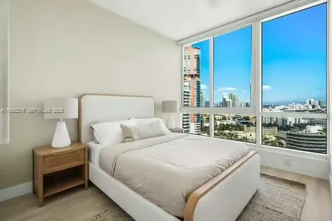100 S Pointe Drive Miami Beach FL 33139