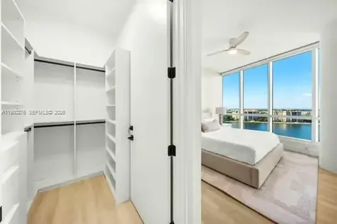 100 S Pointe Drive Miami Beach FL 33139