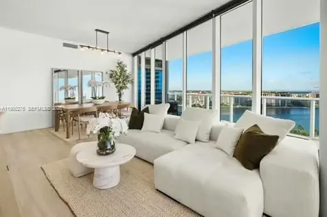 100 S Pointe Drive Miami Beach FL 33139