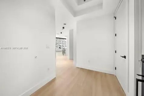 100 S Pointe Drive Miami Beach FL 33139