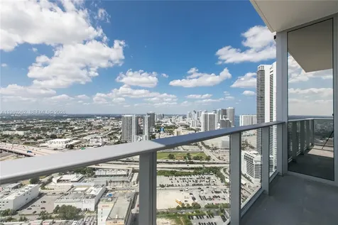 851 NE 1st Avenue Miami FL 33132