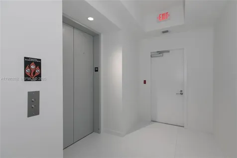 851 NE 1st Avenue Miami FL 33132