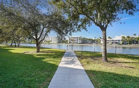 8260 SW 210th Street Cutler Bay FL 33189