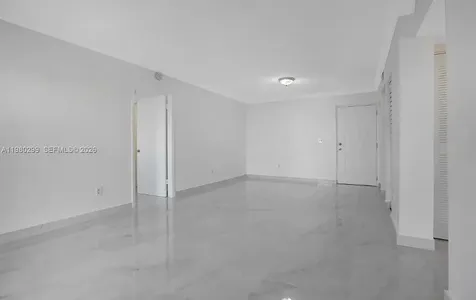8260 SW 210th Street Cutler Bay FL 33189