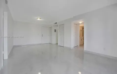 8260 SW 210th Street Cutler Bay FL 33189