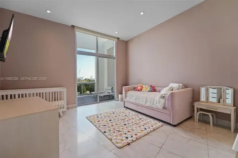 2001 Meridian Avenue Miami Beach FL 33139