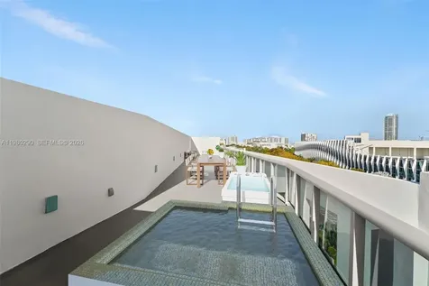 2001 Meridian Avenue Miami Beach FL 33139