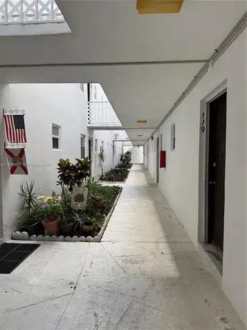 6507 Winfield Boulevard Margate FL 33063