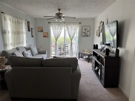 6507 Winfield Boulevard Margate FL 33063