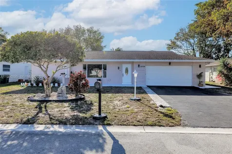 8209 NW 91st Avenue Tamarac FL 33321