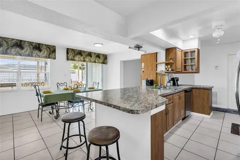 8209 NW 91st Avenue Tamarac FL 33321