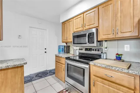 8209 NW 91st Avenue Tamarac FL 33321