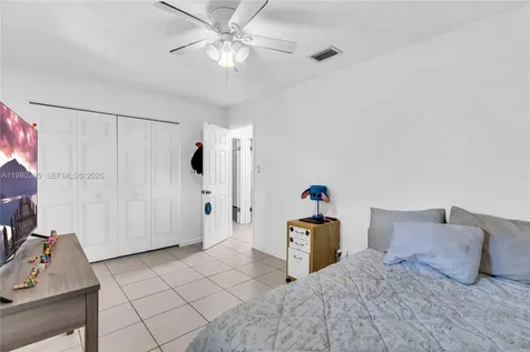 8209 NW 91st Avenue Tamarac FL 33321