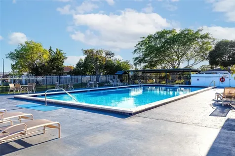 8209 NW 91st Avenue Tamarac FL 33321
