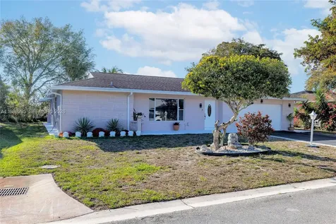 8209 NW 91st Avenue Tamarac FL 33321