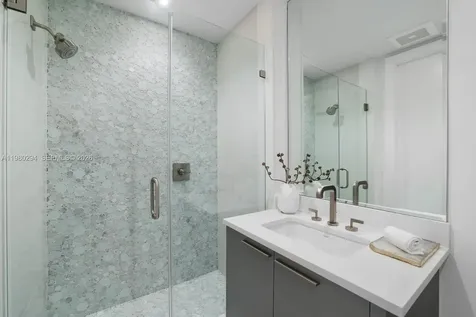 5959 Collins Avenue Miami Beach FL 33140