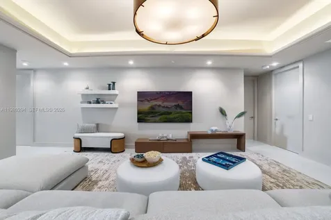 5959 Collins Avenue Miami Beach FL 33140