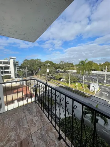 2500 SW 6th Street Miami FL 33135