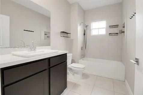 552 NE 5th Way Florida City FL 33034