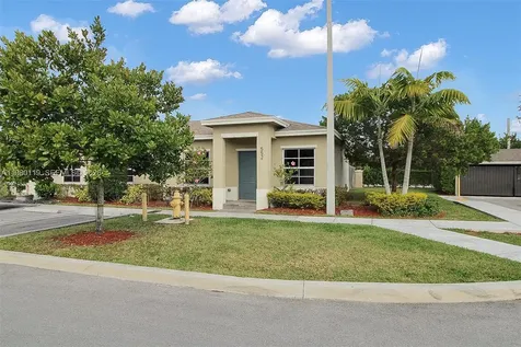552 NE 5th Way Florida City FL 33034